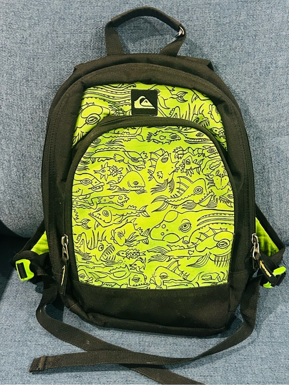 Quiksilver Chompine backpack neon green & black fish graphic 12L small size NICE